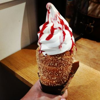 Eva's Original Chimneys - Desserts Near Me - Toronto, Ontario