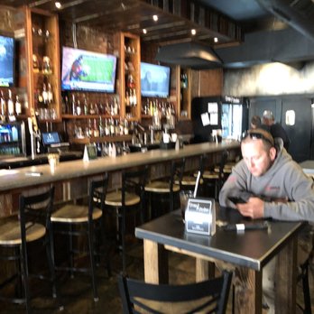 Over/Under - Bar area - Sports Bars Near Me - Paducah, Kentucky