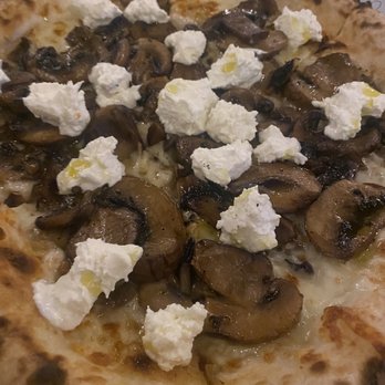 Caccio - Pizza Near Me - Tijuana, BCN