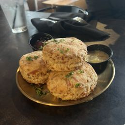 Garlic Cheddar Biscuits