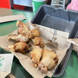 After 3 times change napkin to absorb thick cooking oil After 3 times change napkin to absorb thick cooking oil