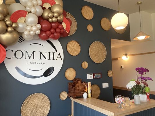Com Nha Kitchen & Bar by null