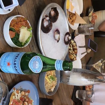 Roe Seafood Restaurant - Rock Fish Ceviche Roe Pan Seared Scallops Poke Bowl Fried rice Calamari Fries - Seafood Near Me - Long Beach, California Roe Seafood Restaurant - Rock Fish Ceviche Roe Pan Seared Scallops Poke Bowl Fried rice Calamari Fries - Seafood Near Me - Long Beach, California