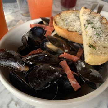 North Italia - Black Mediterranean Mussels - Italian Near Me - Cerritos, California