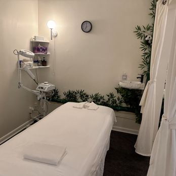 Sunny Spa - Massage Near Me - Hollywood, Florida Sunny Spa - Massage Near Me - Hollywood, Florida