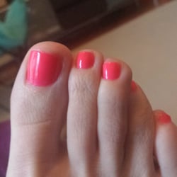 New England Nail & Spa - Nicely done but took way to long and very dirty salon.