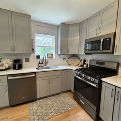 MBC Remodeling - Full Kitchen Remodel
New Cabinets