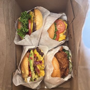 Shake Shack Charlottesville - Fast Food Near Me - Charlottesville, Virginia Shake Shack Charlottesville - Fast Food Near Me - Charlottesville, Virginia