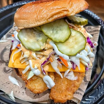 Hamburguetza - Fried fish sandwich - Burgers Near Me - Los Angels, California Hamburguetza - Fried fish sandwich - Burgers Near Me - Los Angels, California