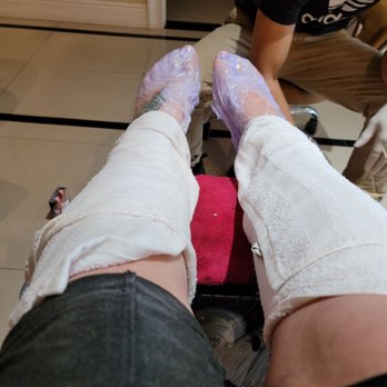Dania Nails & Spa - Deluxe pedicure with lavander wax and hot towels. I fell asleep - Nail Salons Near Me - Fort Lauderdale, Florida