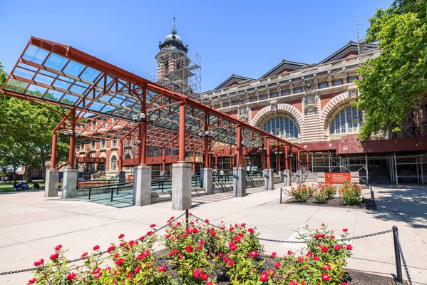 Ellis Island by null