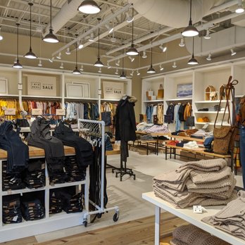 Madewell - Atmosphere - Accessories Near Me - Shrewsbury, New Jersey Madewell - Atmosphere - Accessories Near Me - Shrewsbury, New Jersey