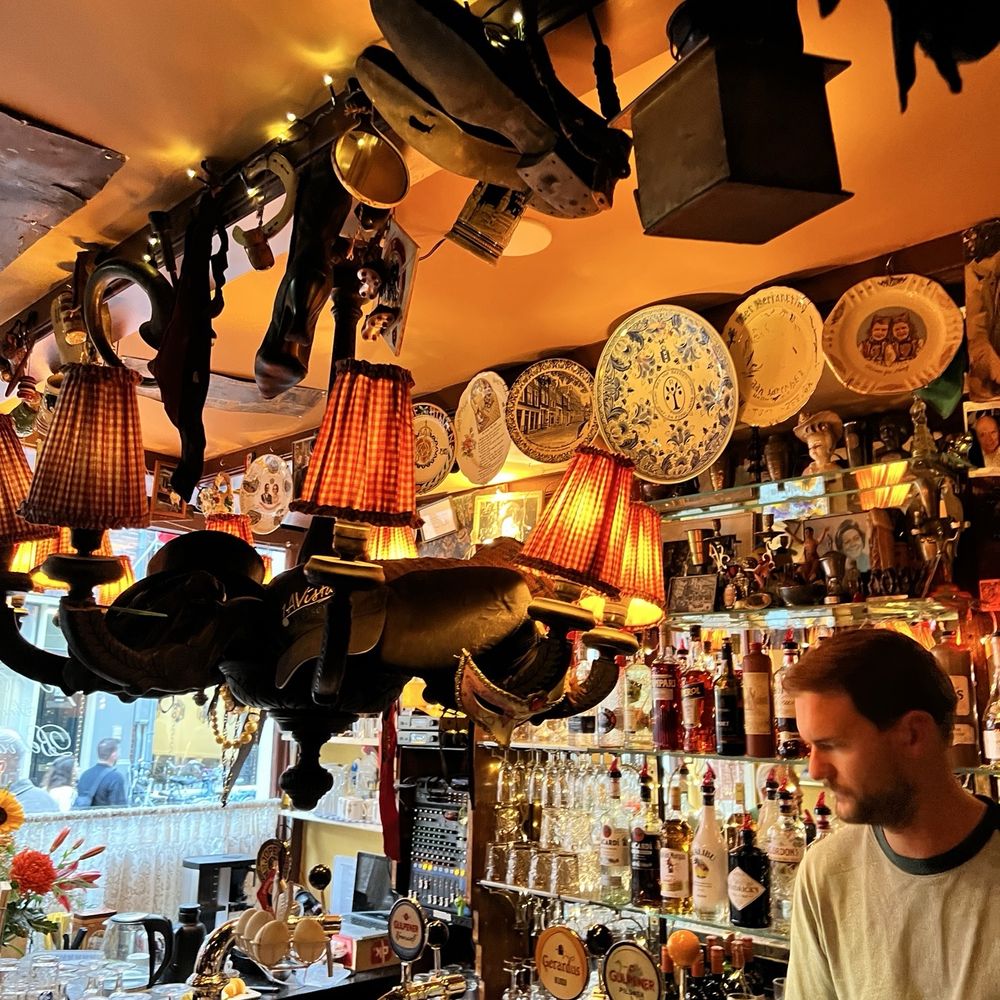 Korporativ ziyofatda guruh seks porno video