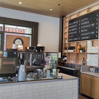 Olive Grove Cafe - the interior of the restaurant - Coffee & Tea Near Me - Irvine, California
