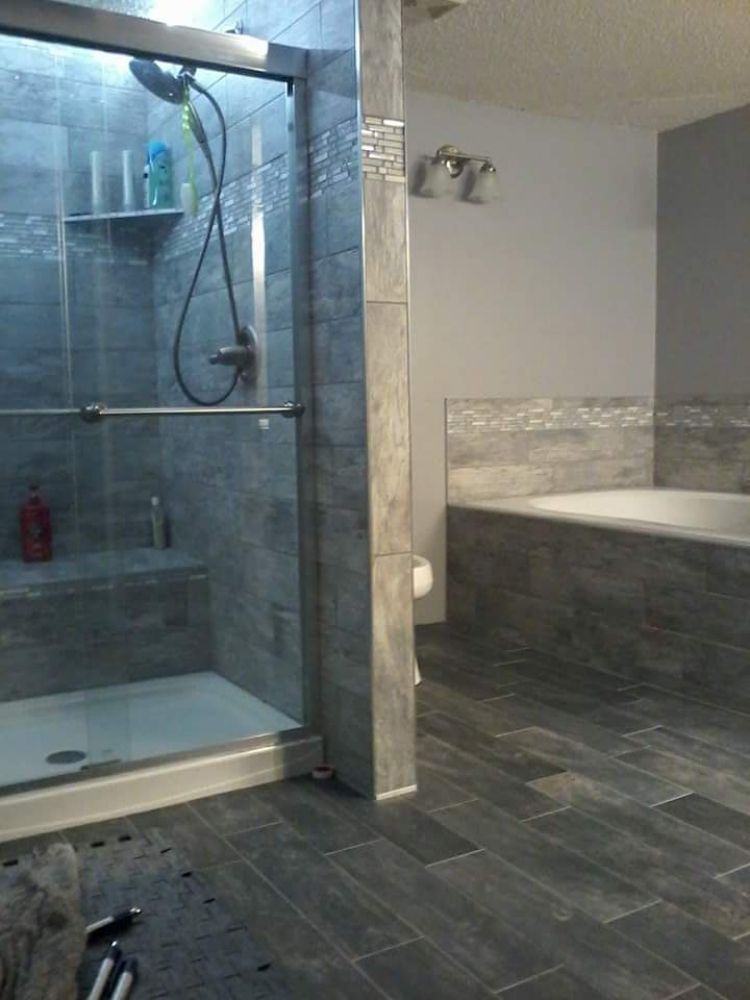 Slide of Little Ds Home Improvements