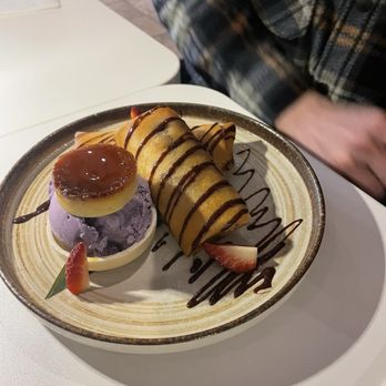 Binondo by Kabisera - Banana turon with ube ice cream and a cute baby flan - Filipino Near Me - New York, New York