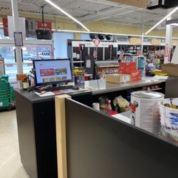 Rocky's Ace Hardware