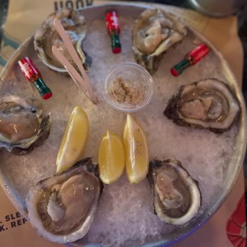 Hook & Reel Cajun Seafood & Bar - Seafood Near Me - WYNCOTE, Pennsylvania Hook & Reel Cajun Seafood & Bar - Seafood Near Me - WYNCOTE, Pennsylvania