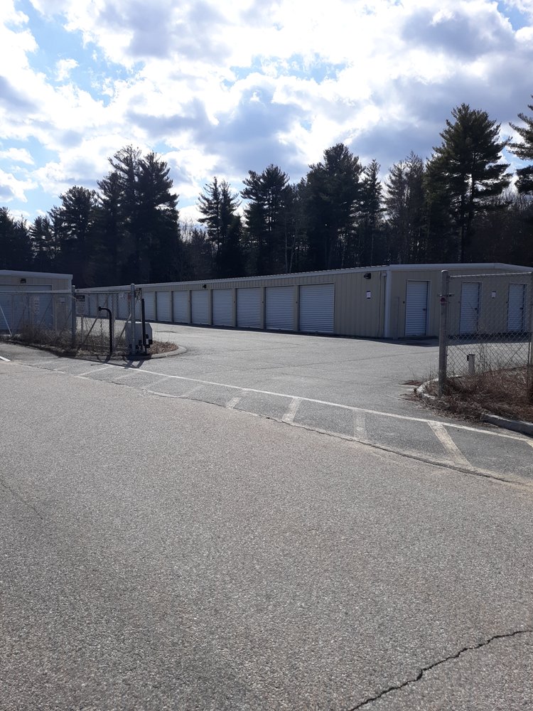 BELLAMY KNOX SELF STORAGE 2 Lilac Ln, Dover, New Hampshire Self