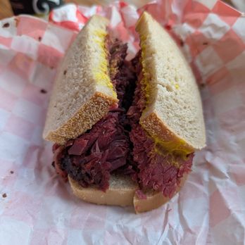 Schwartz's - Smoked meat sandwich - Delis Near Me - Montreal, Quebec