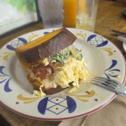 Sunnys breakfast sandwich Sunnys breakfast sandwich