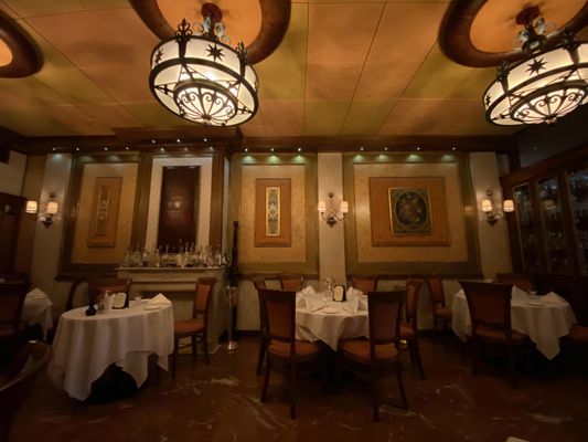 La Famiglia Ristorante by null