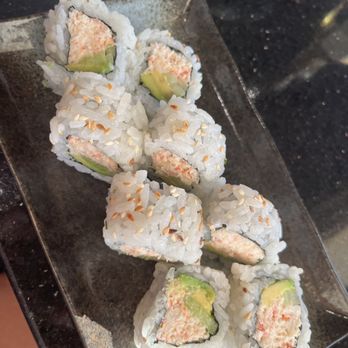 Yummy Sushi - Spicy Tuna Roll - Sushi Bars Near Me - Coronado, California Yummy Sushi - Spicy Tuna Roll - Sushi Bars Near Me - Coronado, California