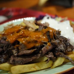 Mezza - mixed kebab chips
