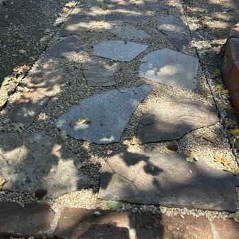Calmo’s Landscaping - Stone pathway - Gardeners Near Me Calmo’s Landscaping - Stone pathway - Gardeners Near Me
