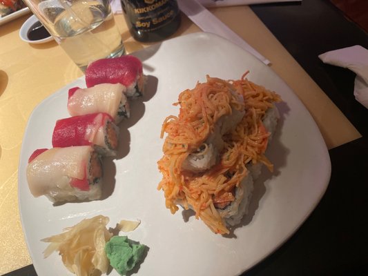 Akitas Sushi by null