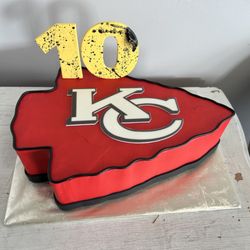 Cake Designs - Chiefs cake