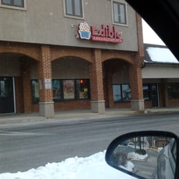 the outside of a restaurant