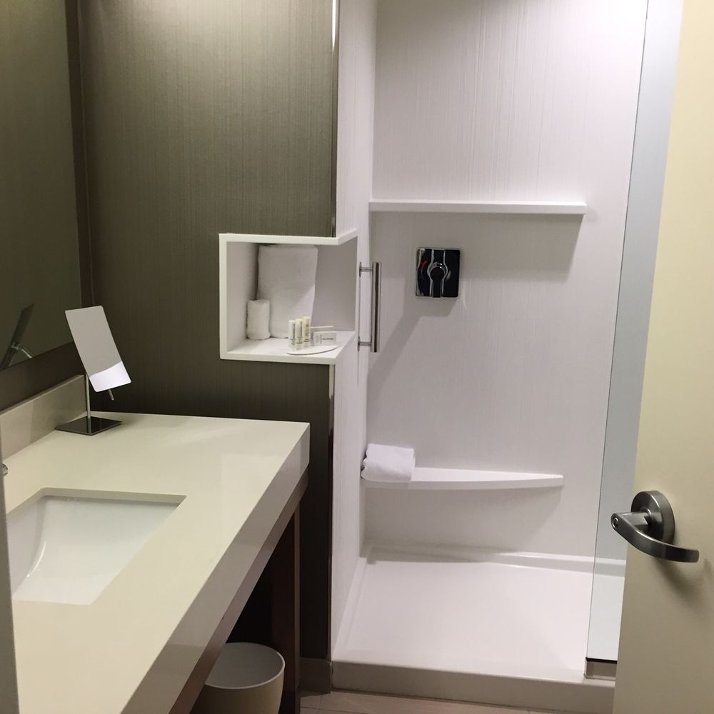 Courtyard by Marriott Wayne Fairfield - Hotels Near Me - Wayne, New Jersey