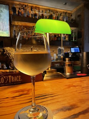 Paddock & Whisky by null