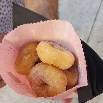 Little Lucy's Mini Donuts - Cinnamon sugar donuts - Food Trucks Near Me - Austin, Texas Little Lucy's Mini Donuts - Cinnamon sugar donuts - Food Trucks Near Me - Austin, Texas