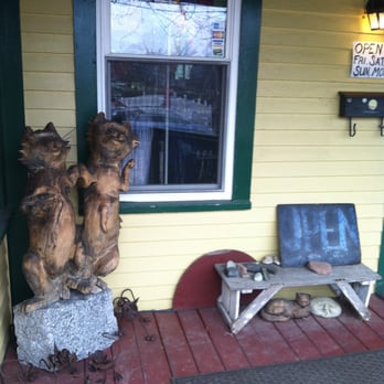 2 Cats Bar Harbor - Entrance - Coffee & Tea Near Me - Bar Harbor, Maine 2 Cats Bar Harbor - Entrance - Coffee & Tea Near Me - Bar Harbor, Maine