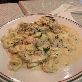 Granby Street Pizza - Chicken tortellini with Alfredo sauce, came with two slices of garlic bread and a salad. - Italian Near Me - Norfolk, Virginia Granby Street Pizza - Chicken tortellini with Alfredo sauce, came with two slices of garlic bread and a salad. - Italian Near Me - Norfolk, Virginia
