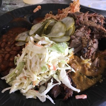 Willard's Real Pit BBQ - Barbeque Near Me - Chantilly, Virginia