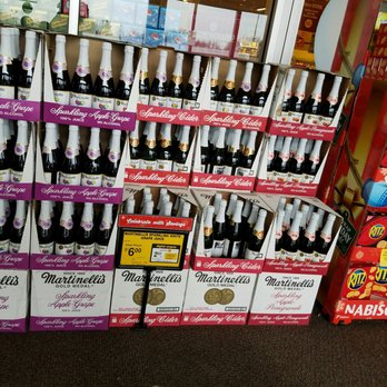Safeway - Inside store entrance - Grocery Near Me - Baltimore, Maryland