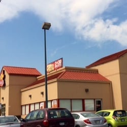 Carl's Jr. - Exterior Carl's Jr. Leones