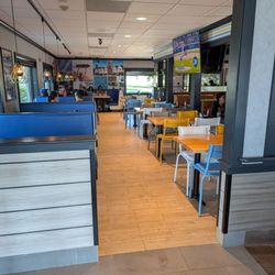 Applebee's Grill + Bar - Facelift