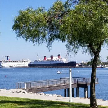 Shoreline Park - A cruise ship next to the Queen Mary... - Parks Near Me - Long Beach, California Shoreline Park - A cruise ship next to the Queen Mary... - Parks Near Me - Long Beach, California