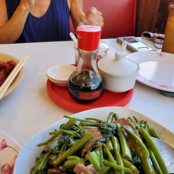 Golden Eagle Chinese Restaurant - Condiments during pandemic. - Seafood Near Me - Honolulu, Hawaii