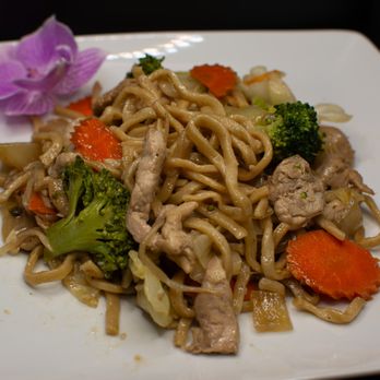 Kua Lao Thai Kitchen - Chow Mein! - Laotian Near Me - Modesto, California Kua Lao Thai Kitchen - Chow Mein! - Laotian Near Me - Modesto, California