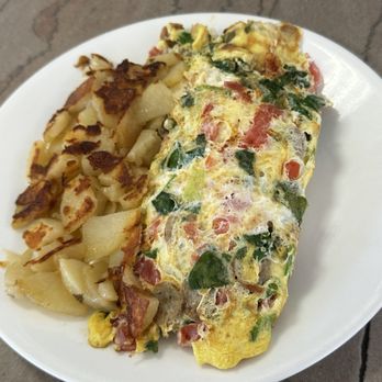 Wilson's Diner - Greek Omelet - American Near Me - Waltham, Massachusetts