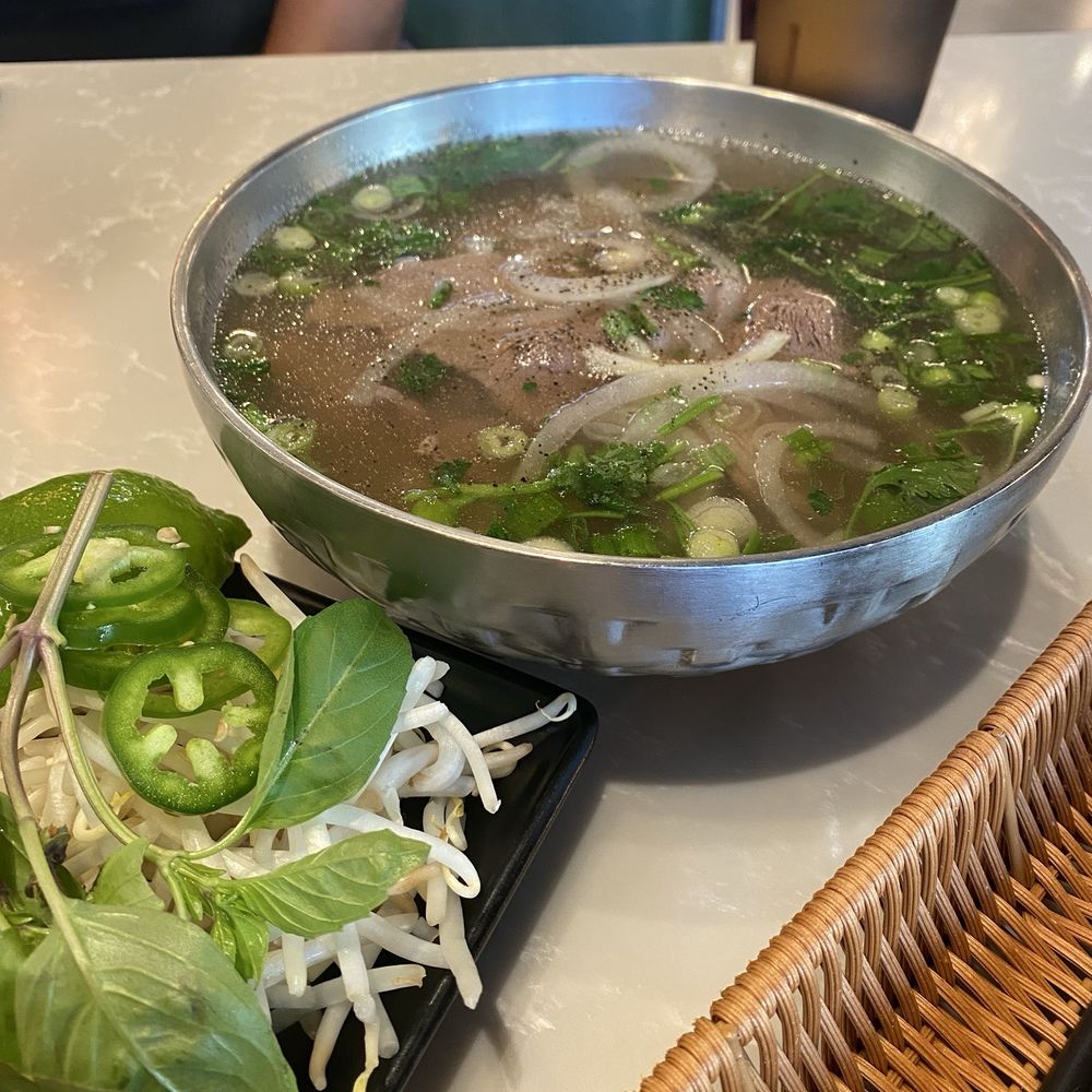 Lantern Vietnamese Kitchen - Pho - filet mignon - Breakfast & Brunch Near Me - Rancho Cucamonga, California