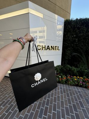 希少 ◆◆CHANEL SHOPPING CENTER◆◆ CHANEL - Updated July 2025 - 364 Photos & 353 Reviews - 3333