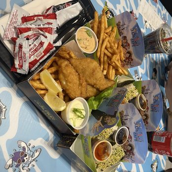 One Piece Cafe - Usopp's Fish & Chips Zoro's Onigiri & French Fries - Themed Cafes Near Me - Las Vegas, Nevada One Piece Cafe - Usopp's Fish & Chips Zoro's Onigiri & French Fries - Themed Cafes Near Me - Las Vegas, Nevada