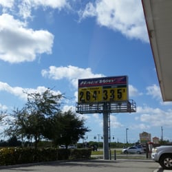 Raceway #766 - Nice visible sign. Love cheap gas.