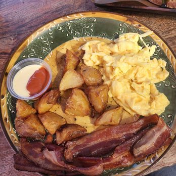 Cafe on 27 - Breakfast & Brunch Near Me - Topanga, California Cafe on 27 - Breakfast & Brunch Near Me - Topanga, California